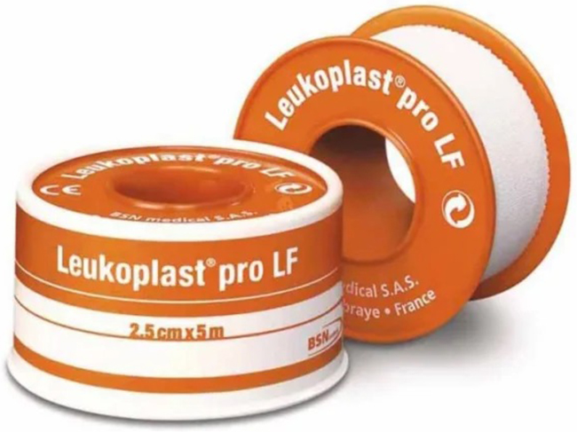 CEROTTO CHIRURGICO MEDICATO IN ROCCHETTO LEUKOPLAST PRO LF CON OSSIDO DI ZINCO 2,5X500 CM - Farmapanda Srl