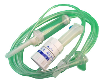 DEFLUSSORE CON REGOLATORE DI FLUSSO A GRAVITA' CON PERFORATORE 5/250ML - Farmapanda Srl