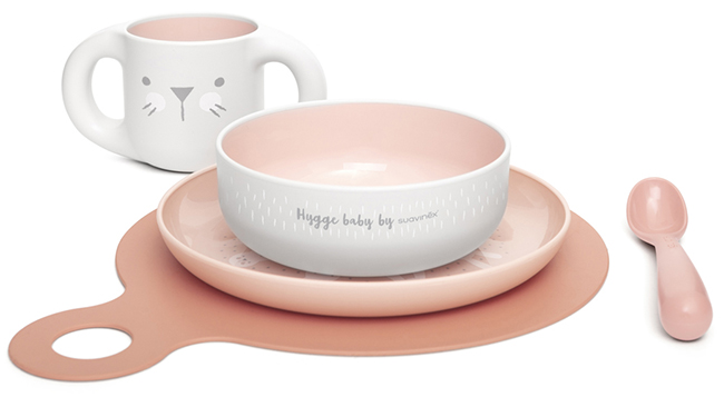 SUAVINEX GO NATURAL SET SVEZZAMENTO GIRL +6 MESI PIATTO PIANO + SCODELLA + TAZZA + CUCCHIAIO + TOVAGLIETTA - Farmapanda Srl
