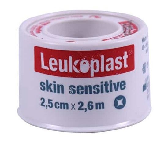 LEUKOPLAST SKIN SENSITIVE CEROTTO SU ROCCHETTO CON MASSA ADESIVA IN SILICONE M2,6 X 2,5CM 1 PEZZO - Farmapanda Srl